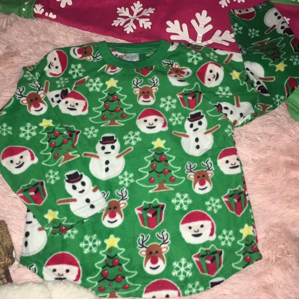 NWT Children’s Place Unisex Two Piece Christmas Holiday Flannel Pajama Set